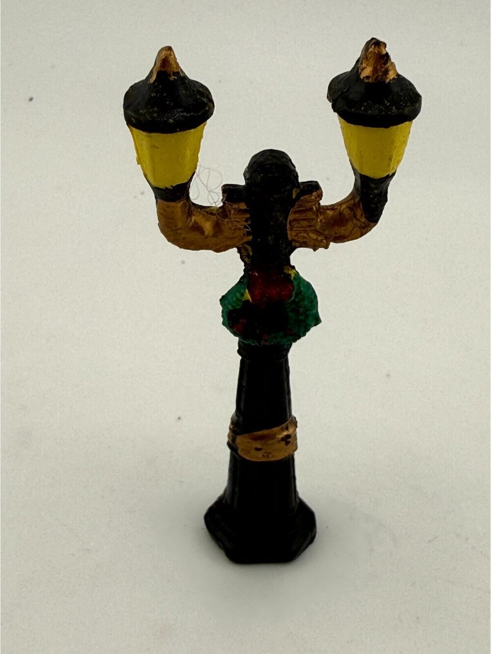 Miniature Double Globe Street Lamp Post Christmas Village Scenery Accent